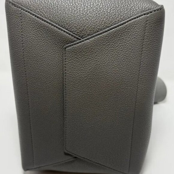 Celine Sangle - Picture 5 of 6